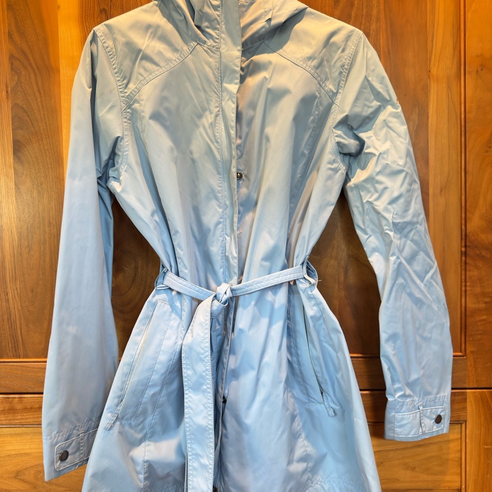Columbia Women's Light Blue Rain Coat